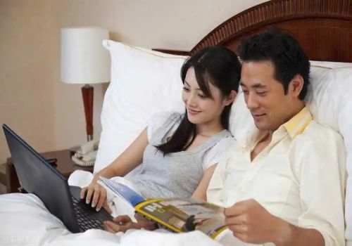 母亲不抚养孩子判几年